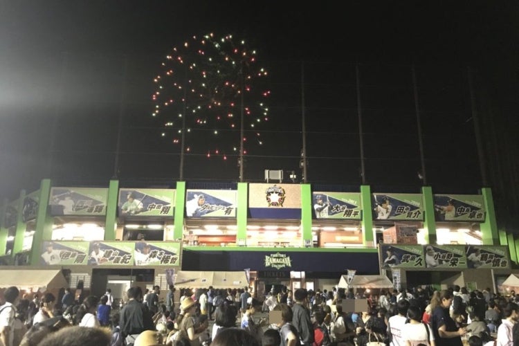 挑戦する夏 ３年待った夜空に かまがやの花火 で市民１０万人の想いをひとつに アクティビティ Campfire キャンプファイヤー