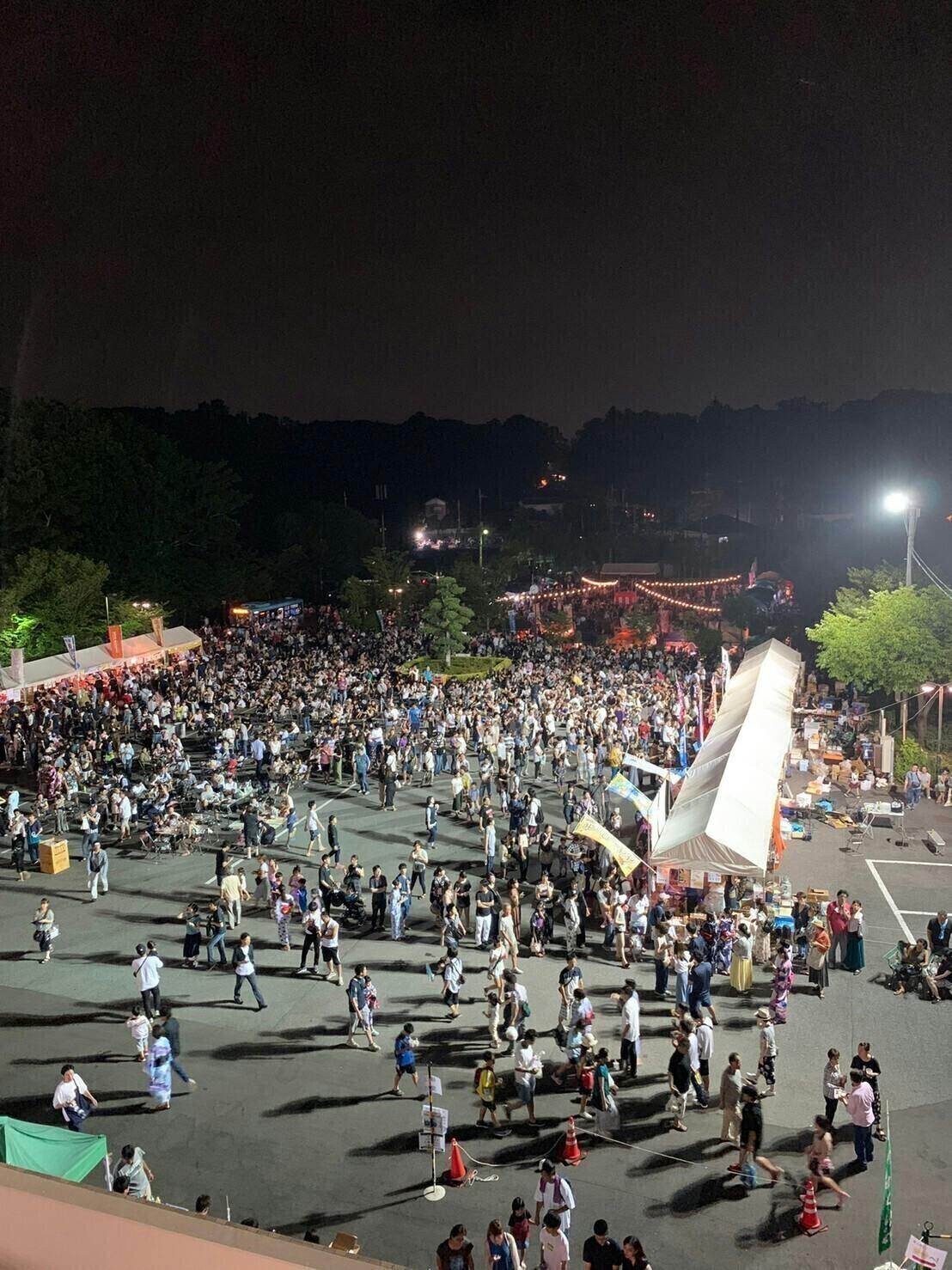 挑戦する夏 3年待った夜空に かまがやの花火 で市民10万人の想いをひとつに Campfire キャンプファイヤー 挑戦する夏 3年待った夜空に かまがやの花火 で市民10万人の想いをひとつに Campfire キャンプファイヤー