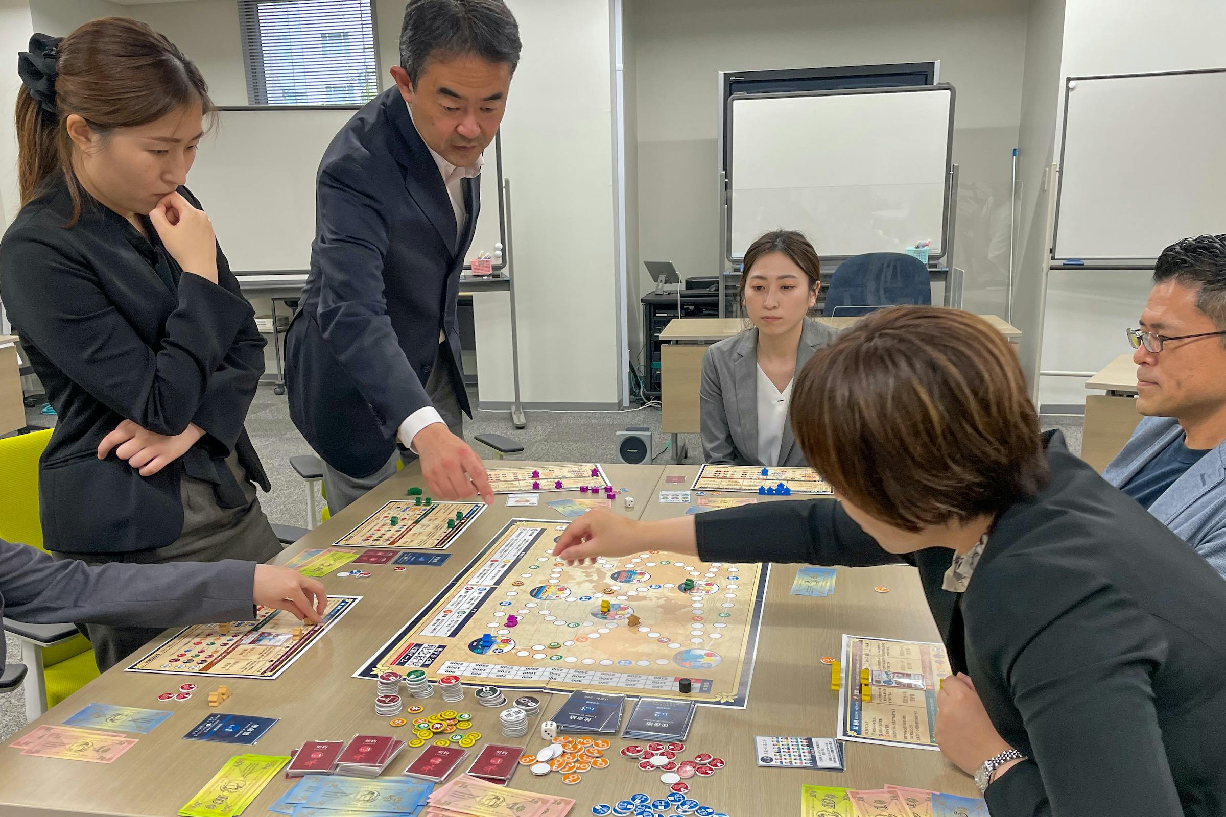 日本を代表する経営者「松下幸之助」の経営哲学を体験できるボード
