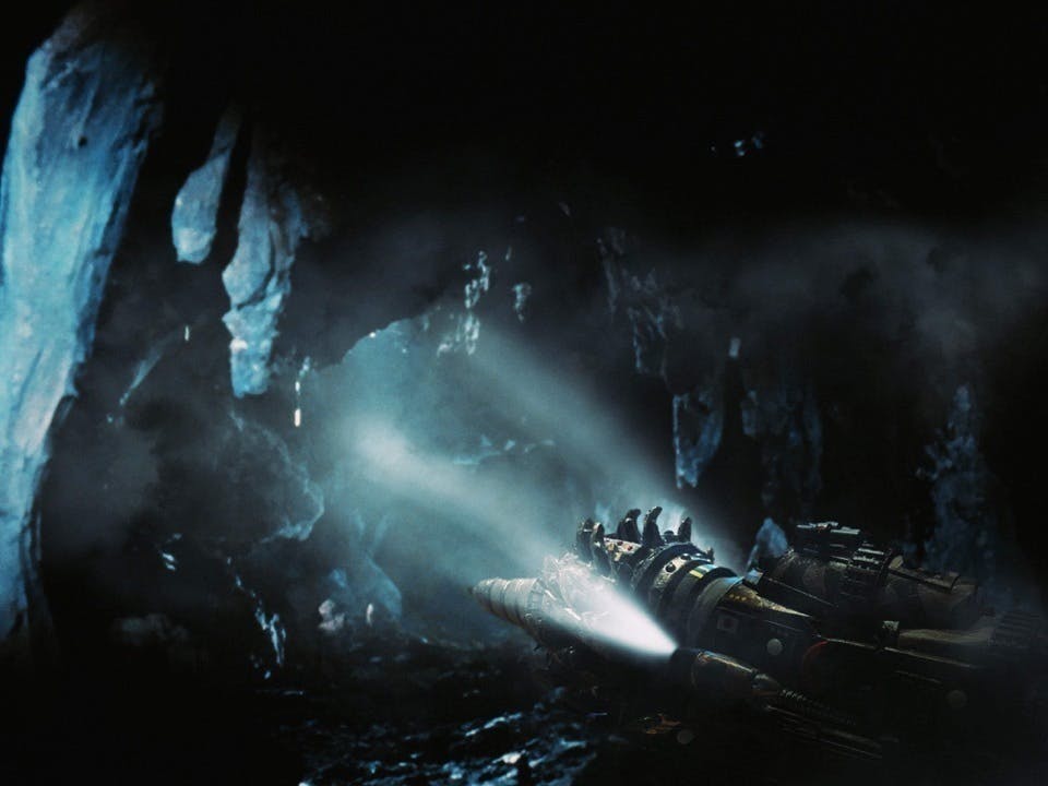 怪獣対決は2足対4足 上から睨み下から睨む 黄金比率がカッコイイ Campfire キャンプファイヤー 怪獣対決は2足対4足 上から睨み下から睨む 黄金比率がカッコイイ Campfire キャンプファイヤー