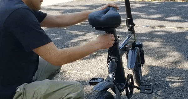 もちゃ様 折畳み自転車 スマホで操作！コンパクト折り畳み電動自転車。シートバッテリー