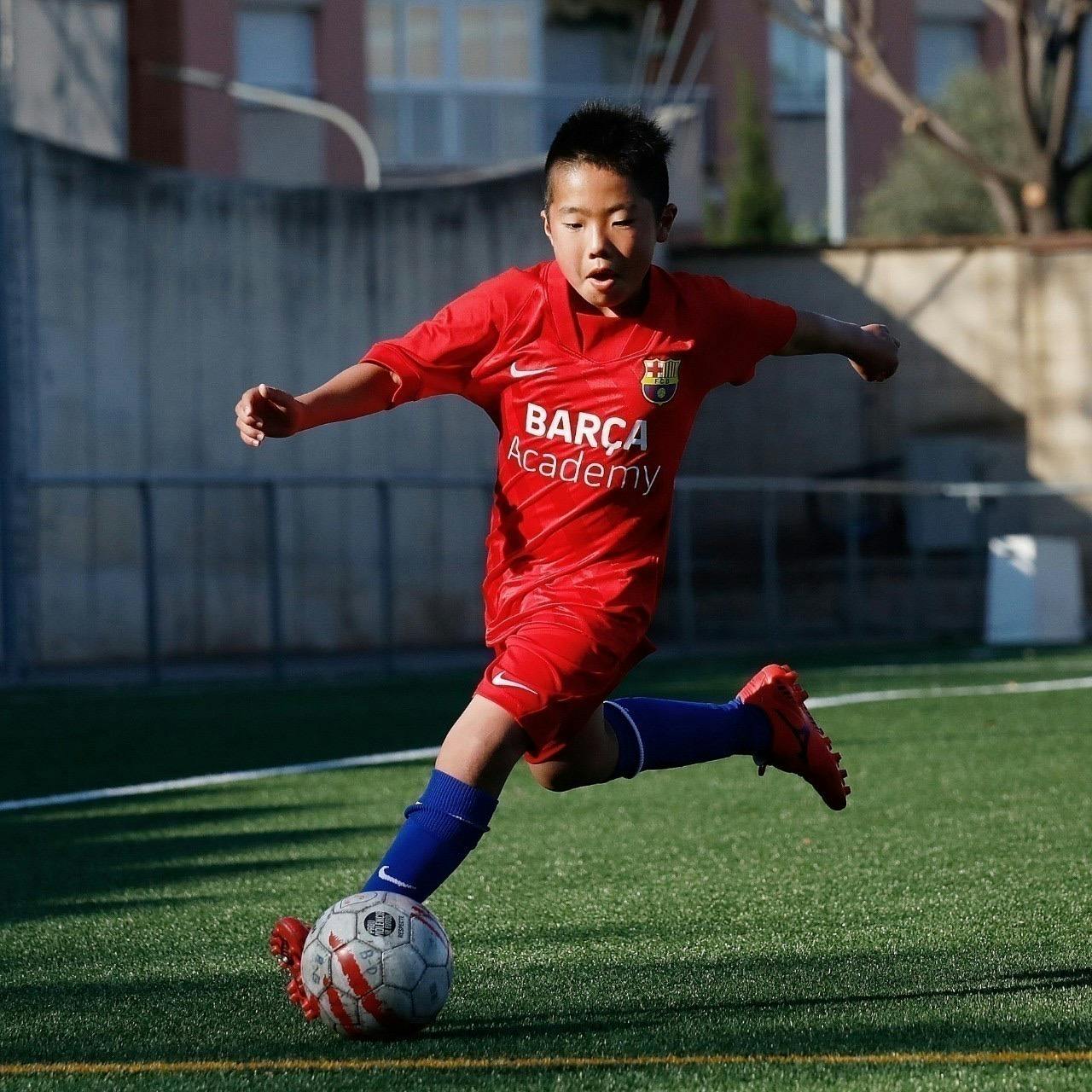 選抜経験ゼロ 12歳のサッカー少年が世界へ挑戦 まだ見ぬ異世界スペインに挑む Campfire キャンプファイヤー 選抜経験ゼロ 12歳のサッカー少年が世界へ挑戦 まだ見ぬ異世界スペインに挑む Campfire キャンプファイヤー