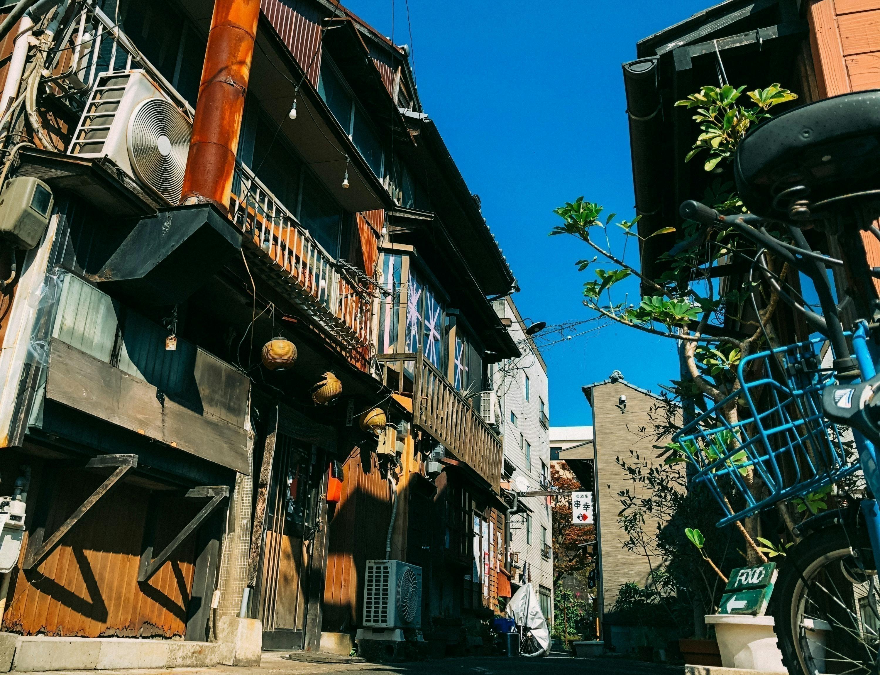 鹿児島の昭和レトロな名山堀 お客さんの交流の場でもある“共同トイレ”を改修したい CAMPFIRE (キャンプファイヤー) 昭和レトロ町中華7枚セット