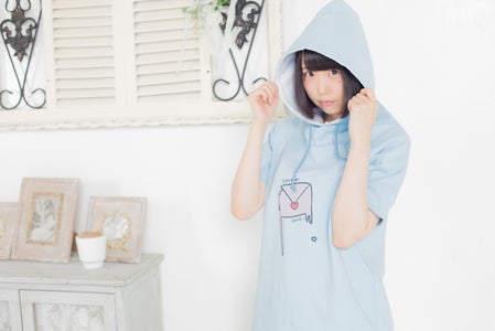 とろけるくらいあま いラブレターのデザインパーカー Campfire キャンプファイヤー とろけるくらいあま いラブレターのデザインパーカー Campfire キャンプファイヤー