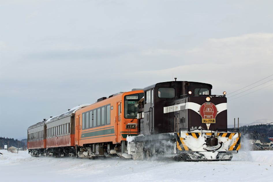 ストーブ列車でおなじみ、津軽鉄道で眠る「本州最北端の転車台