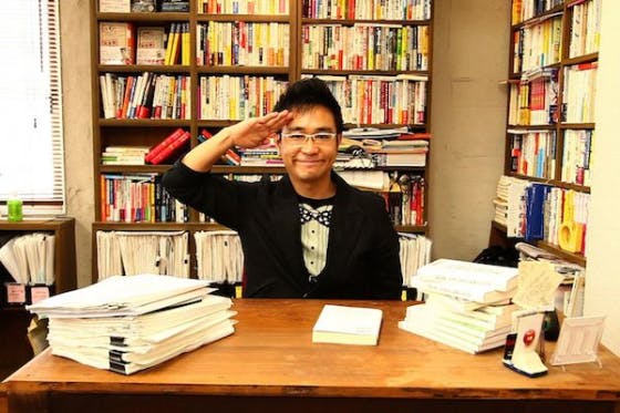 (キャンプファイヤー)　八嶋智人が大学教授に挑戦！「本の講義」演劇プロジェクト〜本の面白さを伝えたい!!　CAMPFIRE