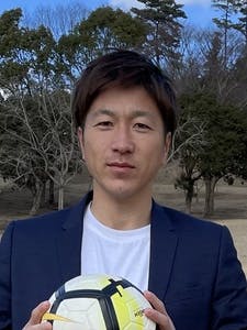 サッカーの技術を教えるのではなく サッカーへの考え方をアドバイスする事業の設立 Campfire キャンプファイヤー